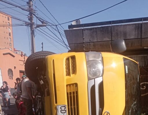 Nacional: Por homicidio serán formalizados delincuentes que chocaron furgón escolar en Recoleta