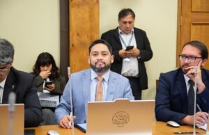 Diputado Carlos Carvajal solicitó gestiones al ministro del MOP para mejorar la conexión entre Iquique, Alto Hospicio y el Tamarugal y acelerar el proyecto de ex Aduana