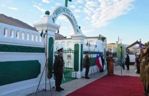 Carabineros honra a sus mártires con un sentido homenaje
