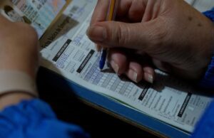 MUNICIPALIDAD DE IQUIQUE DESPLIEGA MÁS DE 80 FUNCIONARIOS PARA APLICACIÓN DE FICHA BÁSICA DE EMERGENCIA