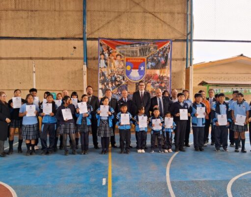 Subsecretario de Educación recorrió establecimientos de Tarapacá para revisar su estado y destacar la asistencia escolar
