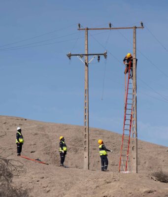CGE anuncia compensaciones por sistema frontal en el norte:incluye un pago de hasta $40.000 con trámites expeditos ycobertura por daños mayores
