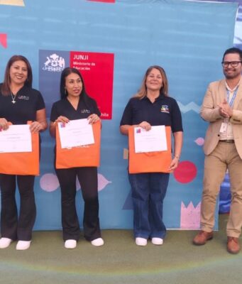 JUNJI: Reconocen a estamentos técnicos, administrativos y auxiliares de servicio