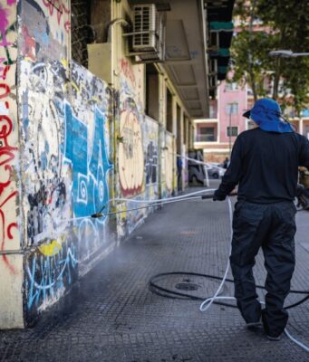 Subdere abre postulaciones para recuperar fachadas, con prioridad en las 54 comunas del Plan Escudo de Barrio