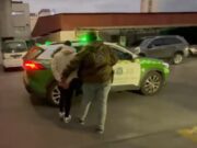 Carabineros detuvo en Iquique a hombre con órdenes vigentes por homicidio y lesiones menos graves