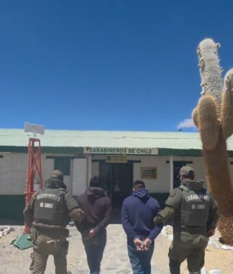 Carabineros frustra salida ilegal de un bus hacia Bolivia por paso no habilitado